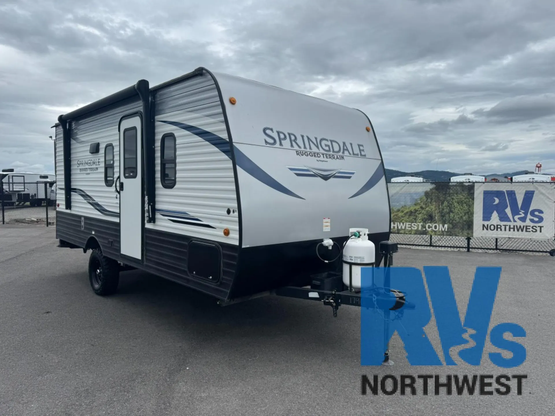 2021 Keystone Springdale Mini 1790FQ - Photo 2