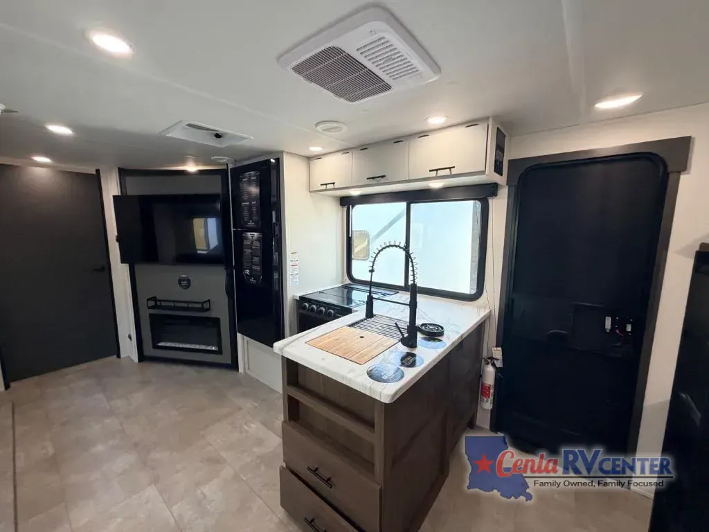 2027 Forest River Tracer 275BH, Photos photo 5
