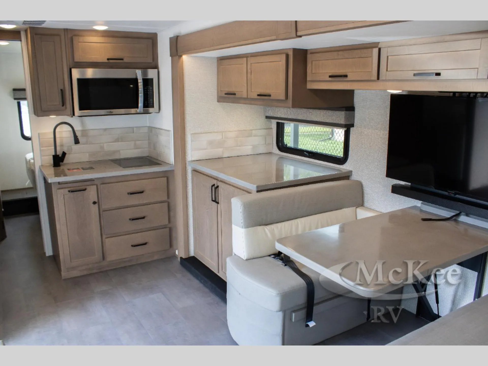2026 Renegade RV Veracruz 32VDS - Photo 4