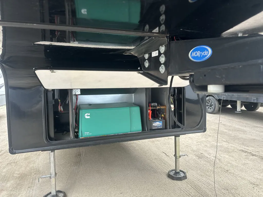 2019 Jayco Seismic 4113 - Photo 3