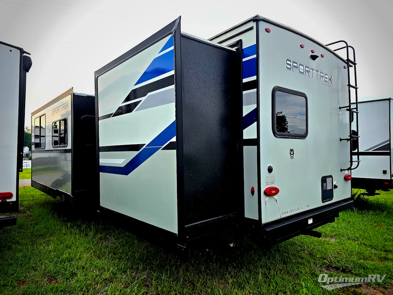 2021 Venture RV SportTrek ST332VBH - Photo 4
