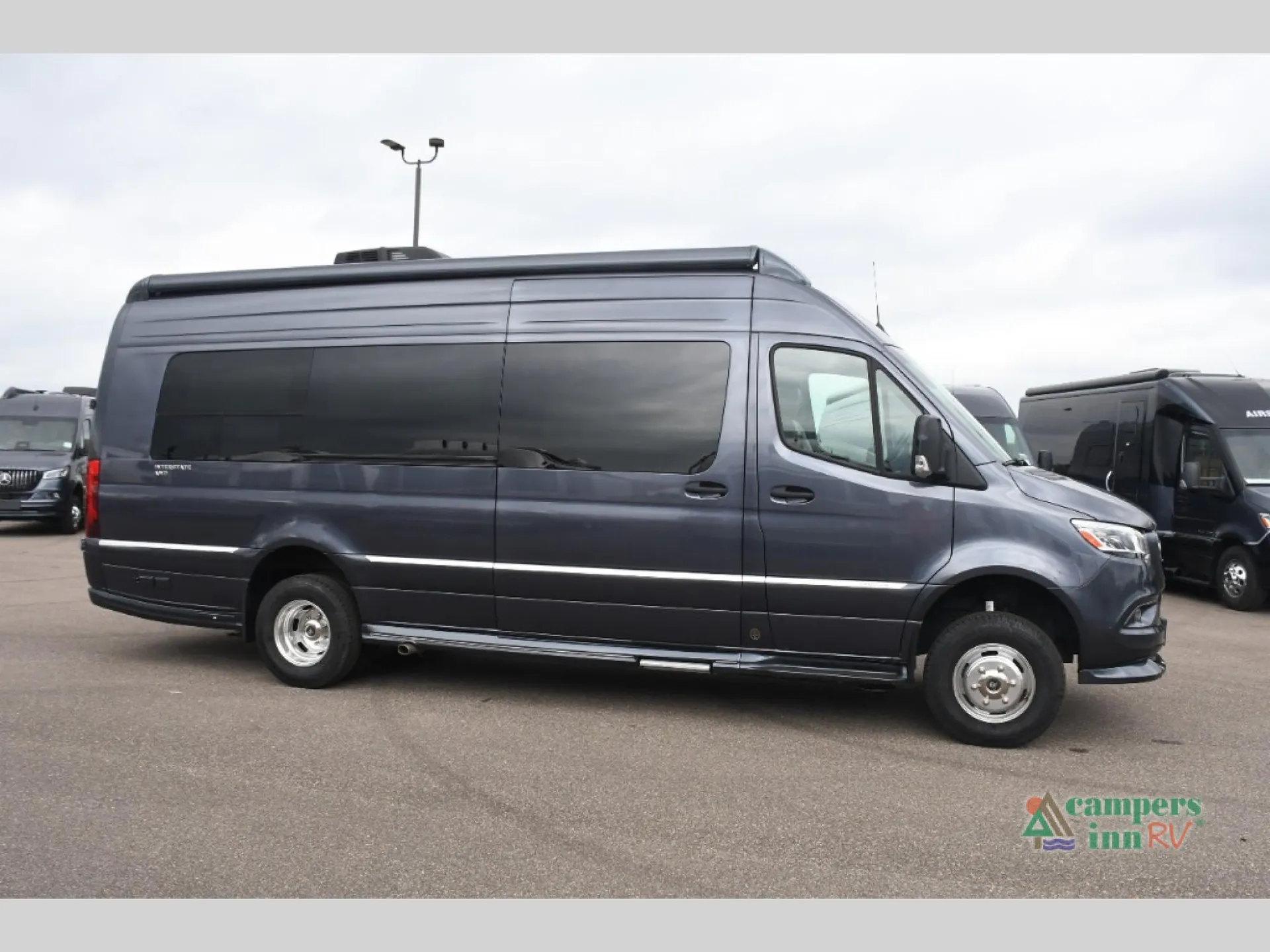 2025 Airstream Interstate 24GT AWD - Photo 4
