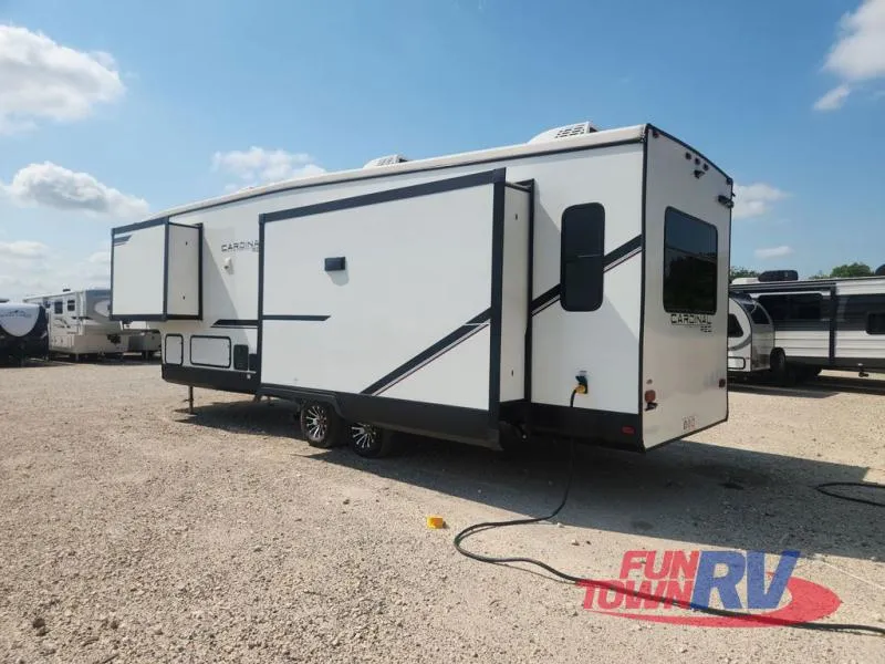 2023 Forest River RV Cardinal RED 31RL - Photo 3