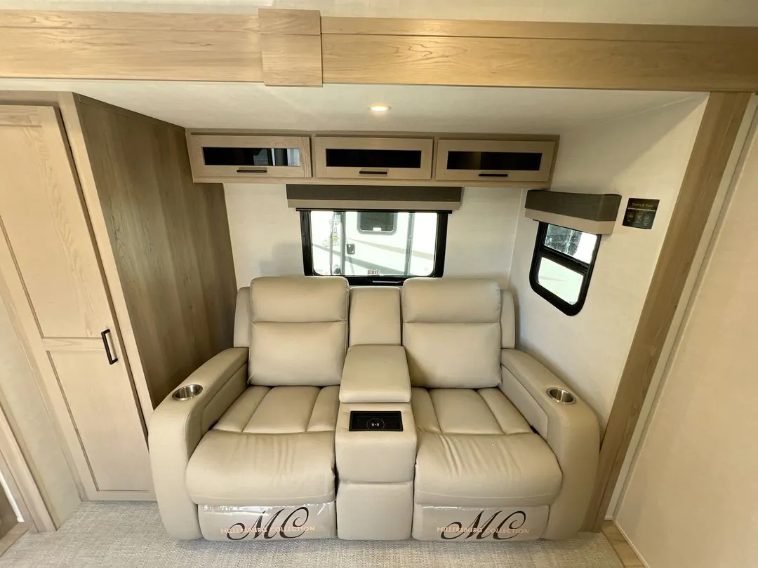 2026 Forest River Rockwood Mini Lite 2515S — Photo 7