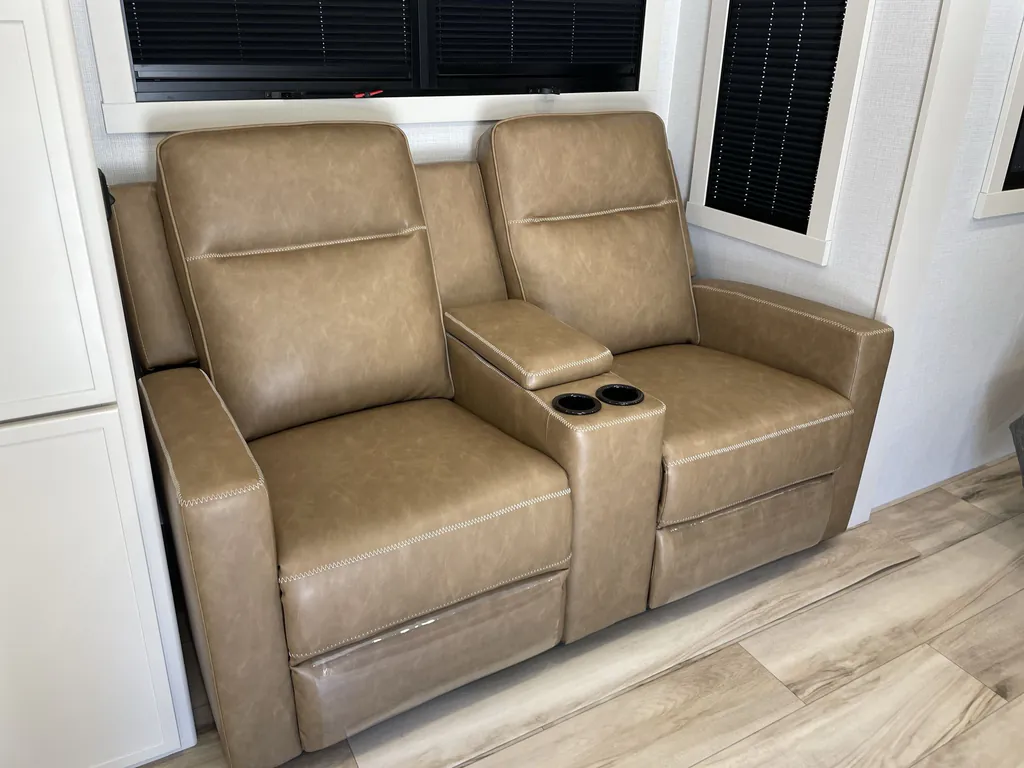 2026 Brinkley Model I 235, Photos photo 13