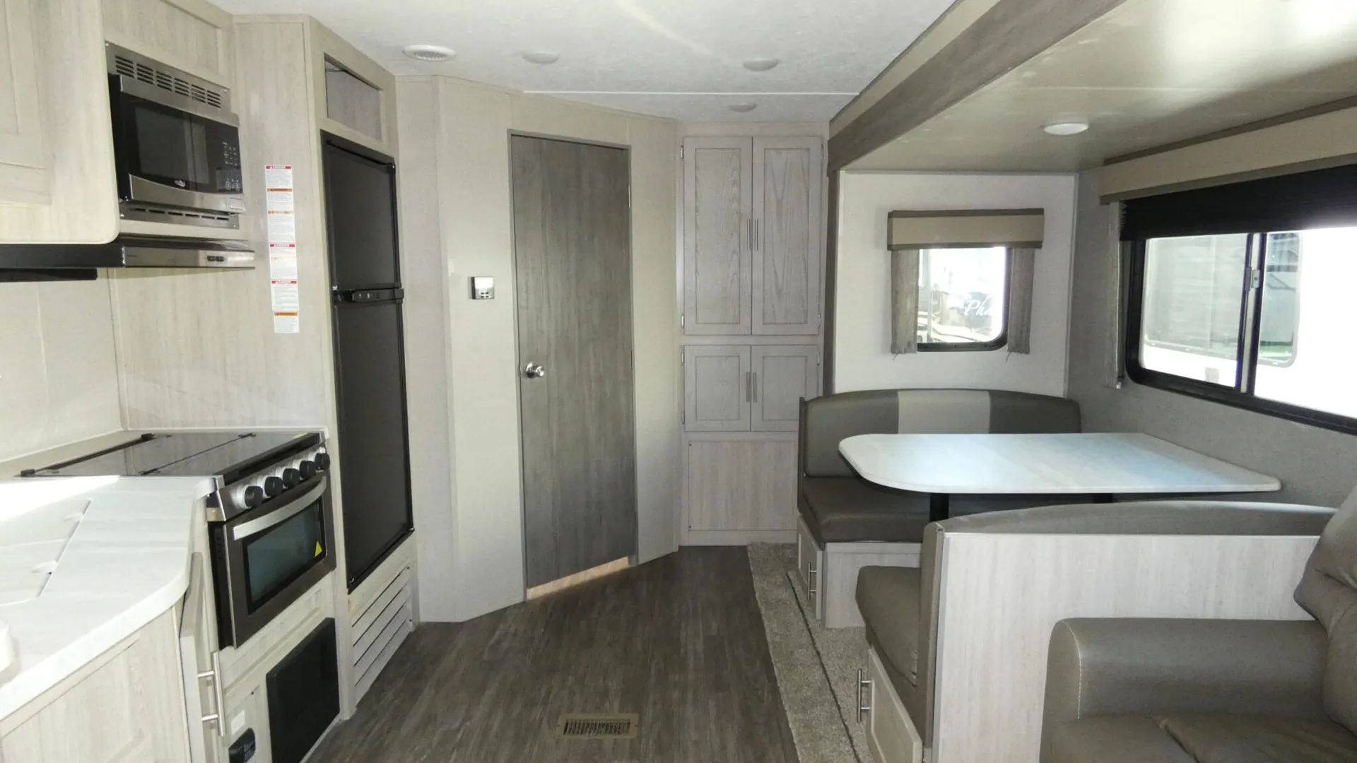 2022 Forest River Aurora 24RBS - Photo 3