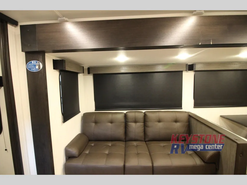 2026 Forest River Cherokee Alpha Wolf 29DCB, Photos photo 20