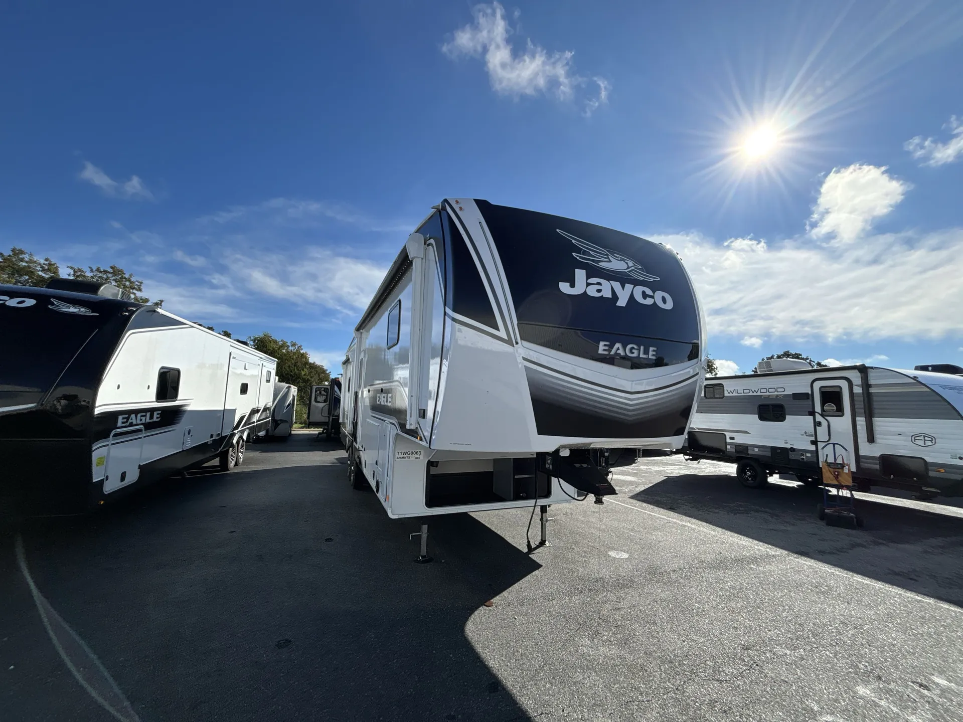 2026 Jayco Eagle 325MKTS - Photo 2