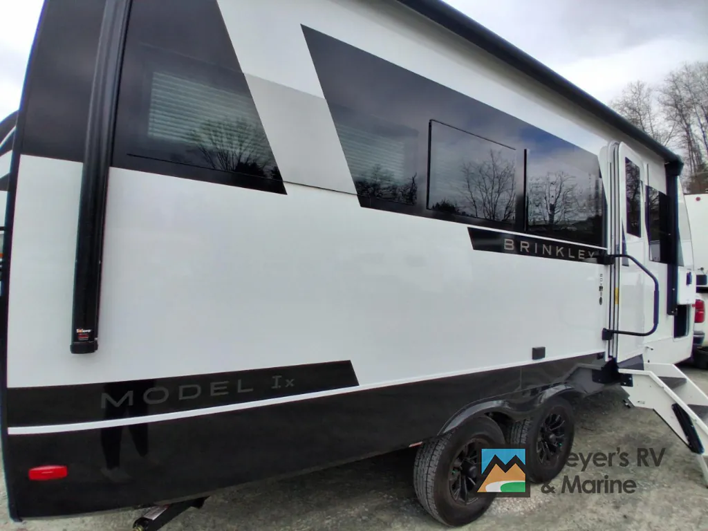 2026 Brinkley Model Ix 20X, Photos photo 4