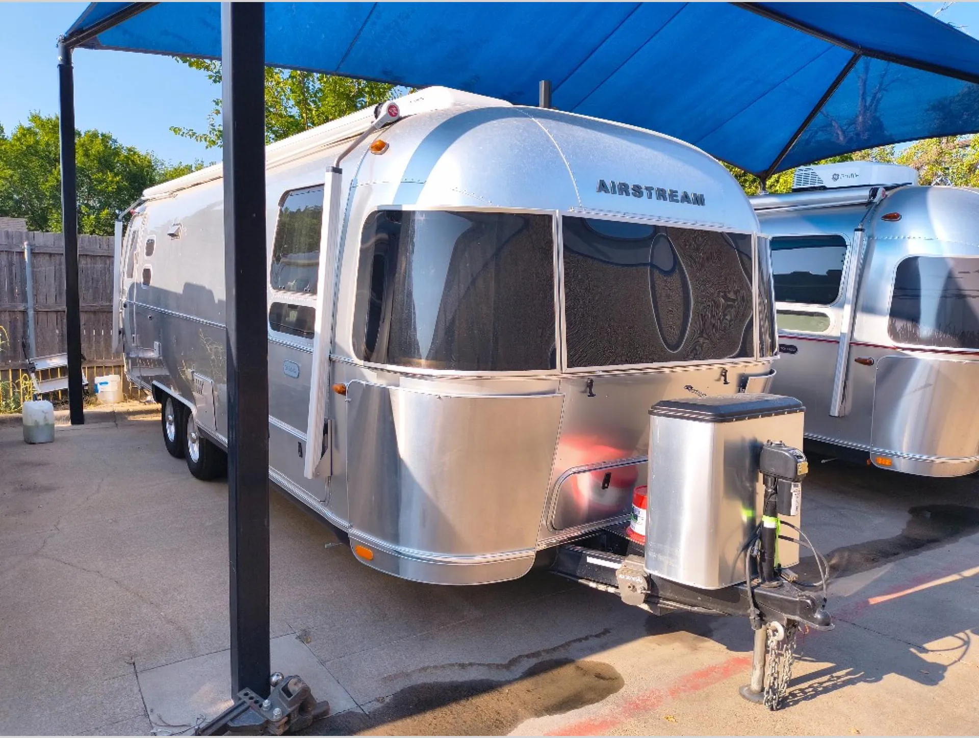 2020 Airstream Globetrotter 27FB Twin - Photo 2