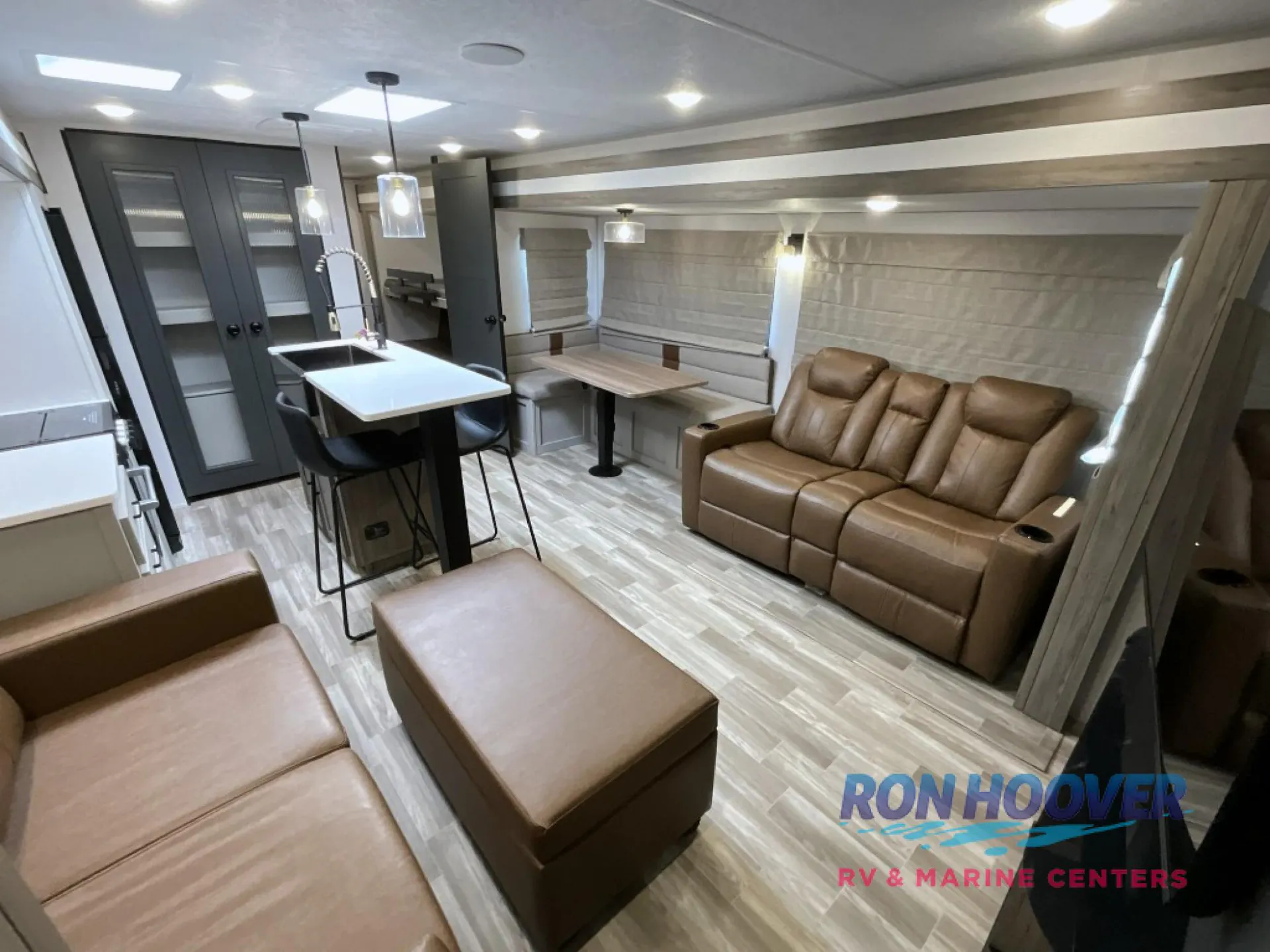 2025 Forest River Vibe 3400BH - Photo 3
