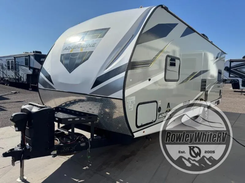 2022 Coachmen Adrenaline 23LT - Photo 3