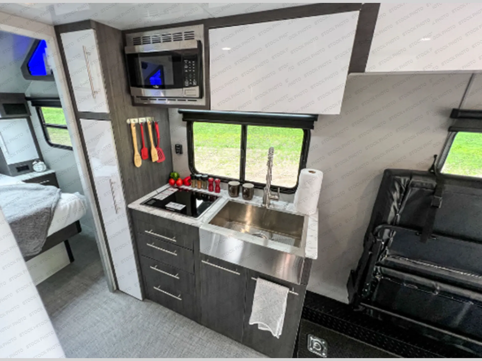2027 inTech RV O-V-R Adventure - Photo 3