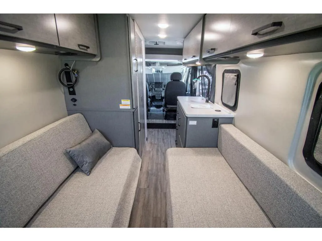 2026 Thor Motor Coach Tellaro Sport 20U, Photos photo 3