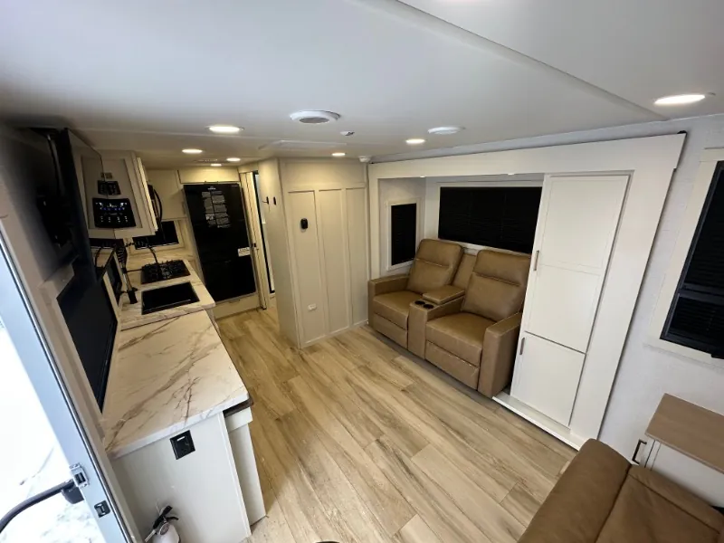 2026 Brinkley Model Ix 20X, Photos photo 5
