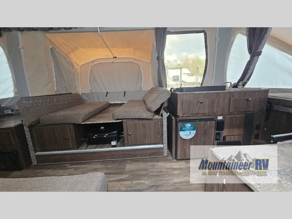 2019 Forest River Flagstaff MAC 228, Photos photo 8