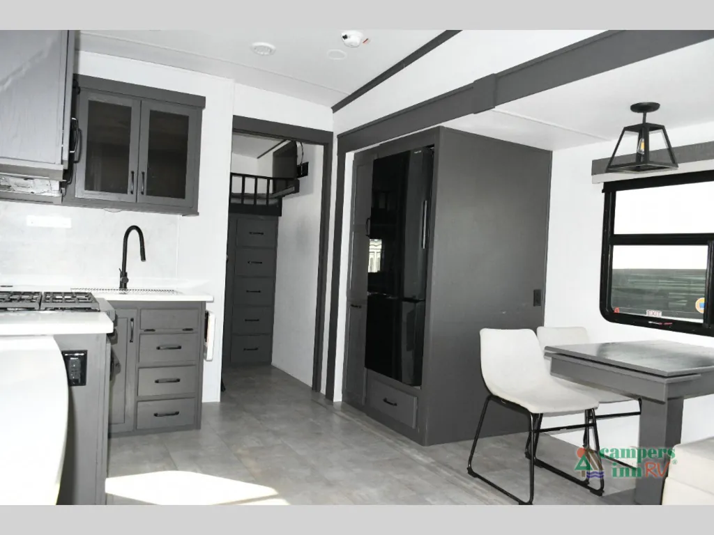 2025 Forest River Rockwood Signature R374DBH, Photos photo 8