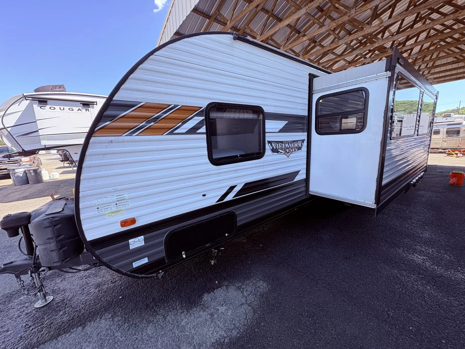 2022 Forest River Wildwood X-Lite 263BHXL — Photo 6