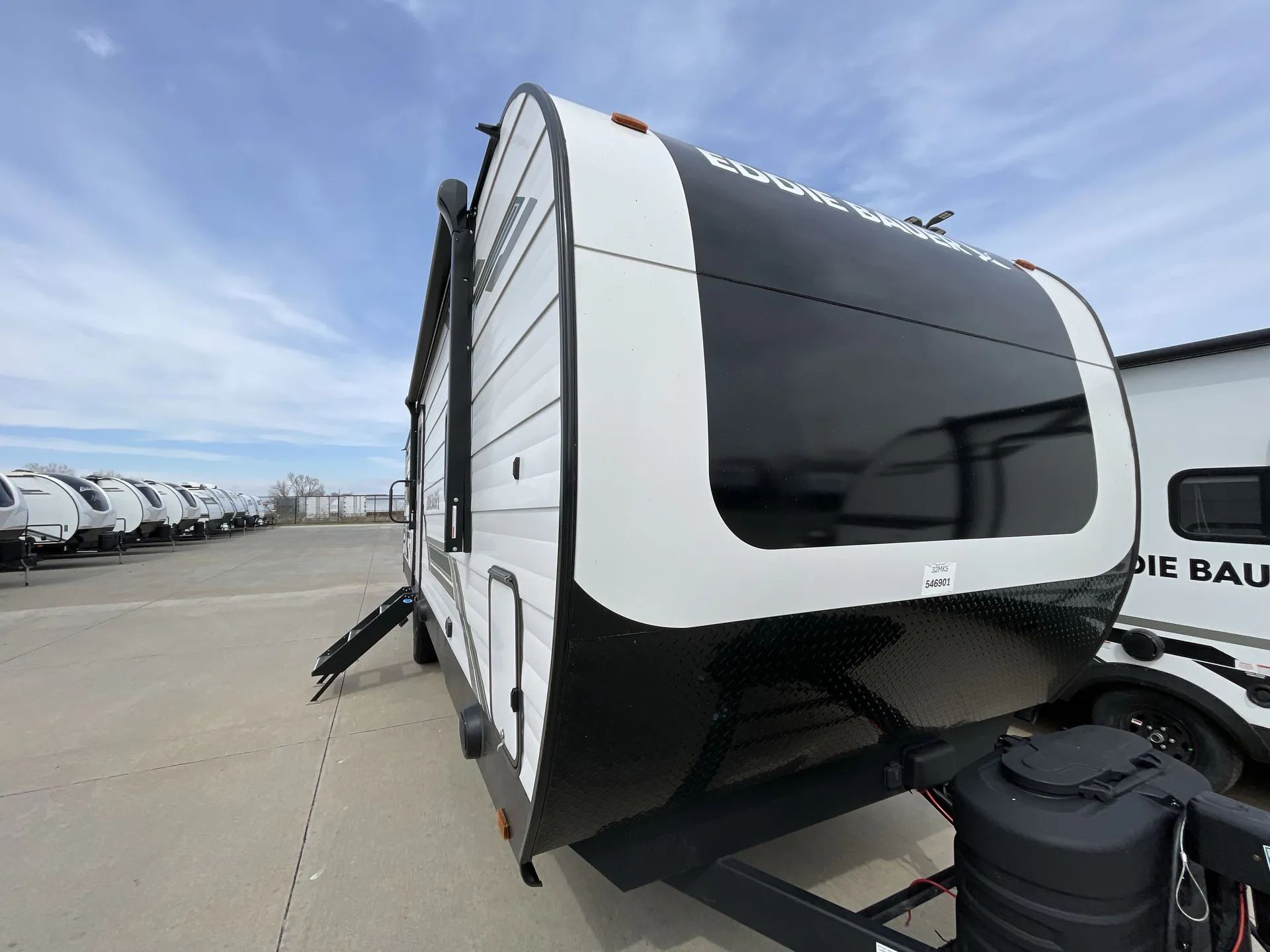 2025 Heartland Eddie Bauer 32MKS - Photo 2