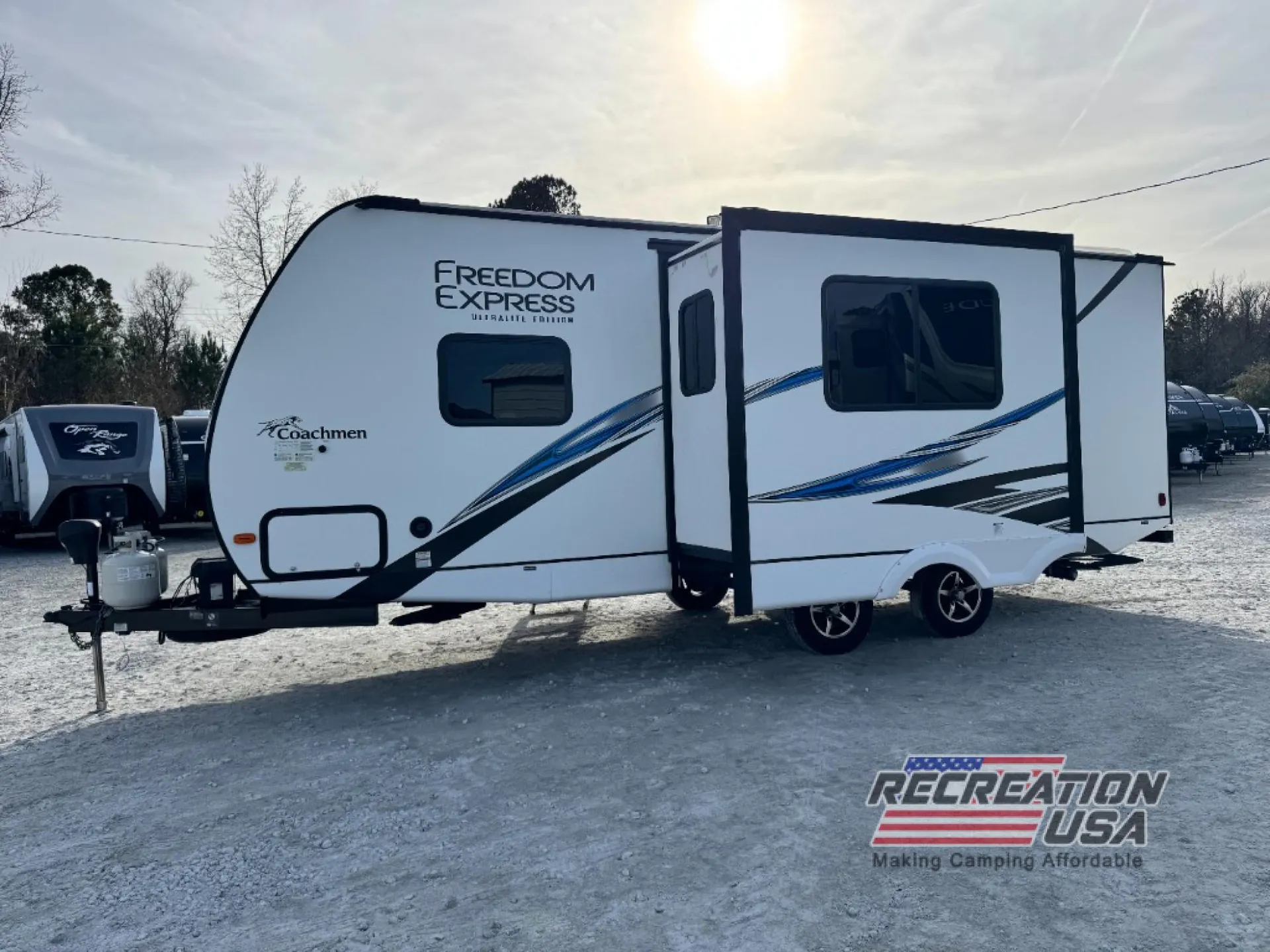 2021 Coachmen Freedom Express Ultra Lite 231 RBDS - Photo 3