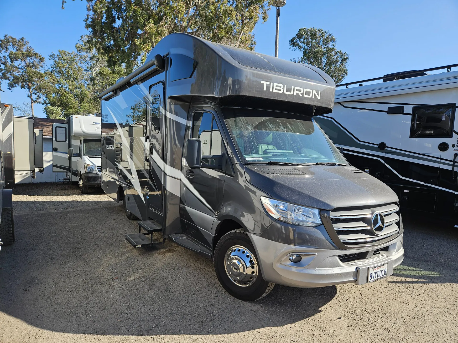 2021 Thor Motor Coach Tiburon 24FB