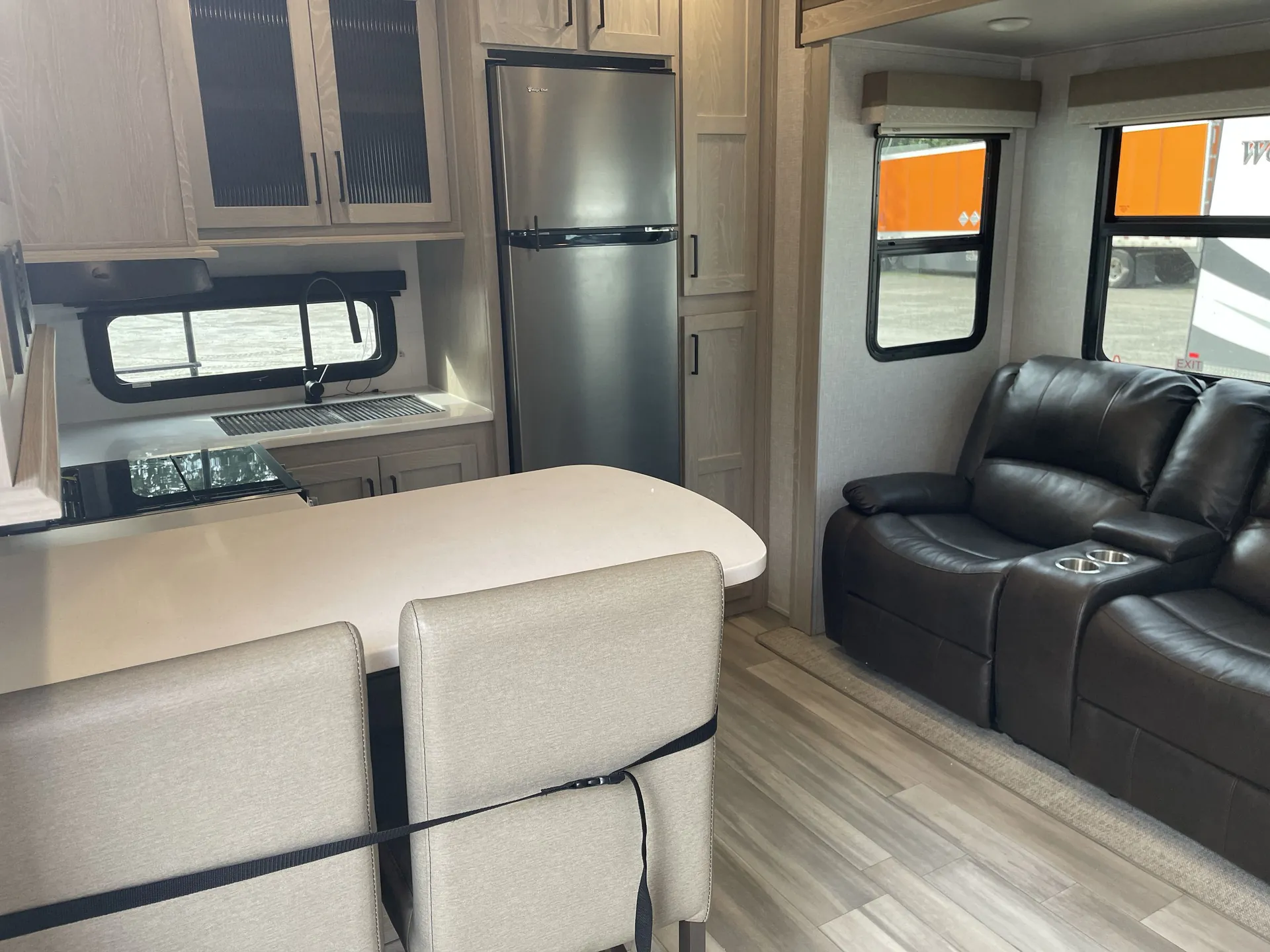 2022 Forest River Flagstaff Super Lite 524BBS — living area main
