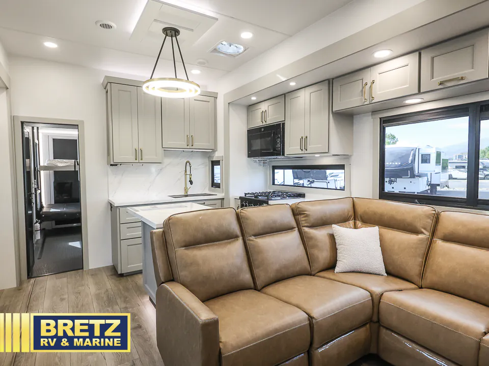 2027 Brinkley Model G 3970, Photos photo 23