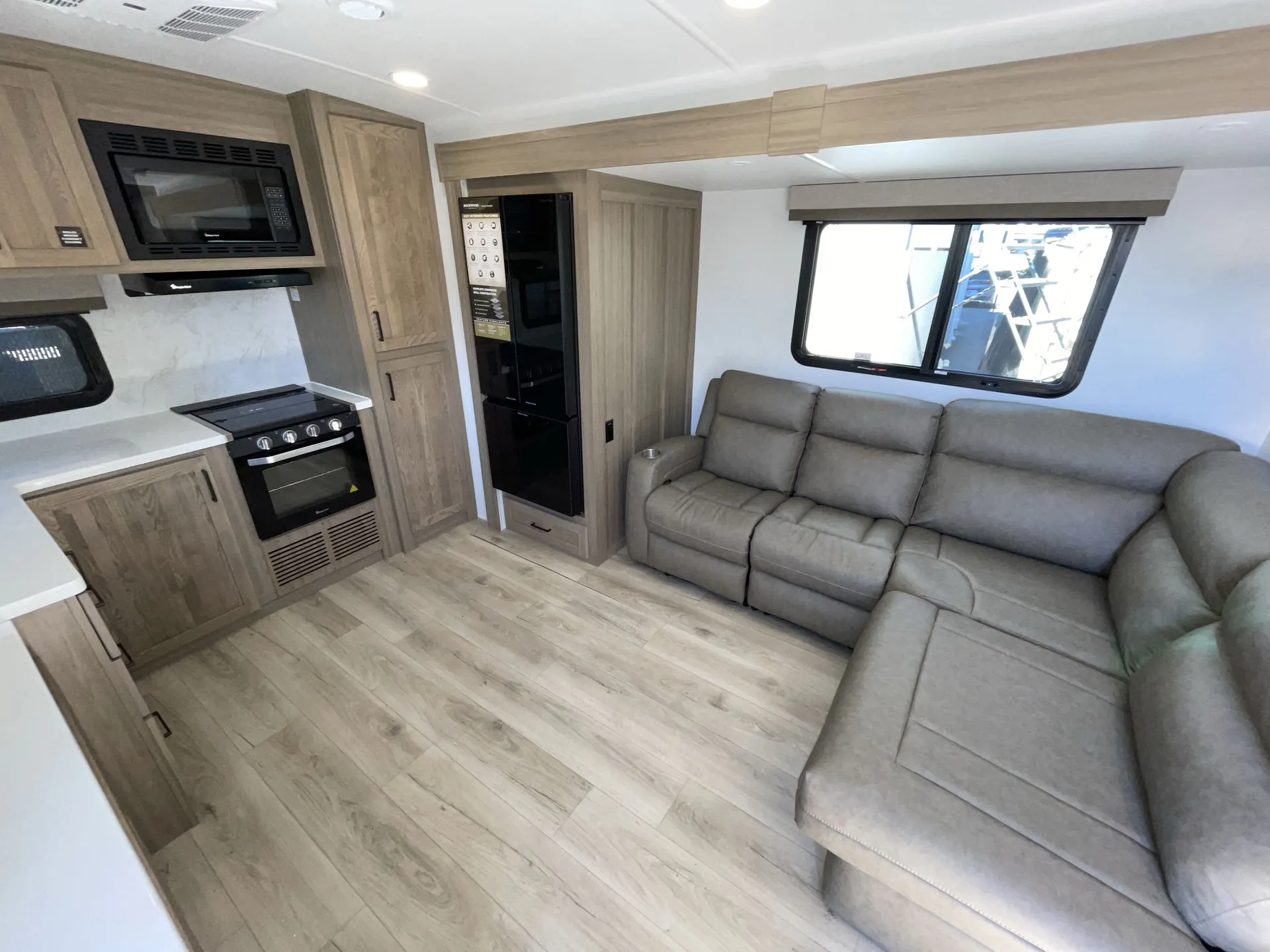 2027 Forest River Rockwood Ultra Lite 2711RK — living area main