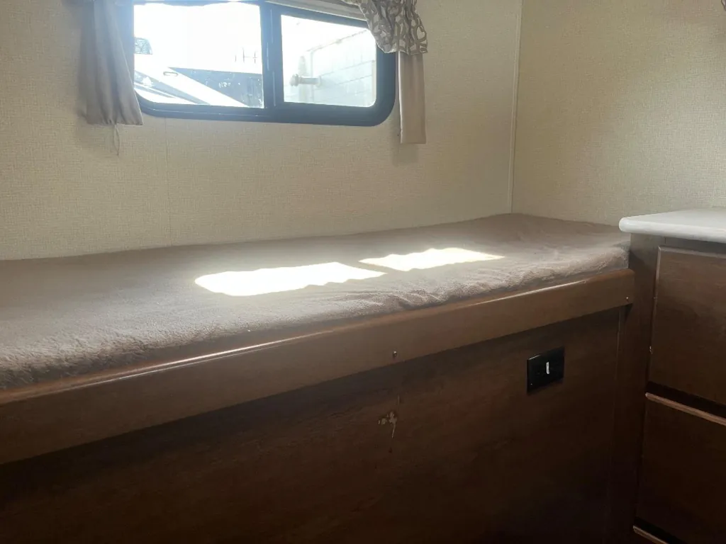 2019 Forest River Wildcat 31BH, Photos photo 22