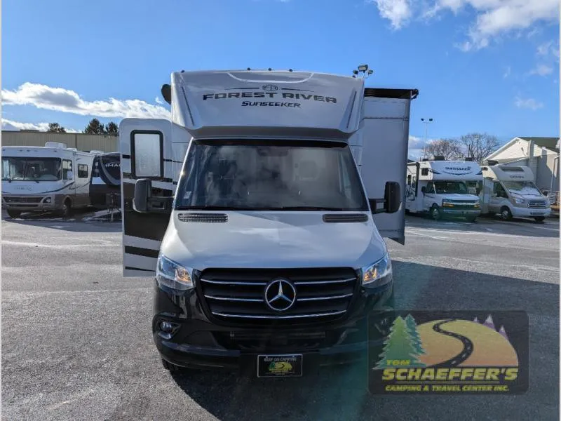 2025 Forest River Sunseeker MBS 2400M - Photo 3
