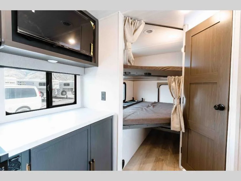 2027 Forest River Surveyor Legend 260BHLE - Photo 3