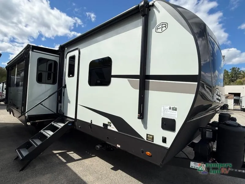 2026 Forest River Rockwood Signature 8421DB - Photo 2