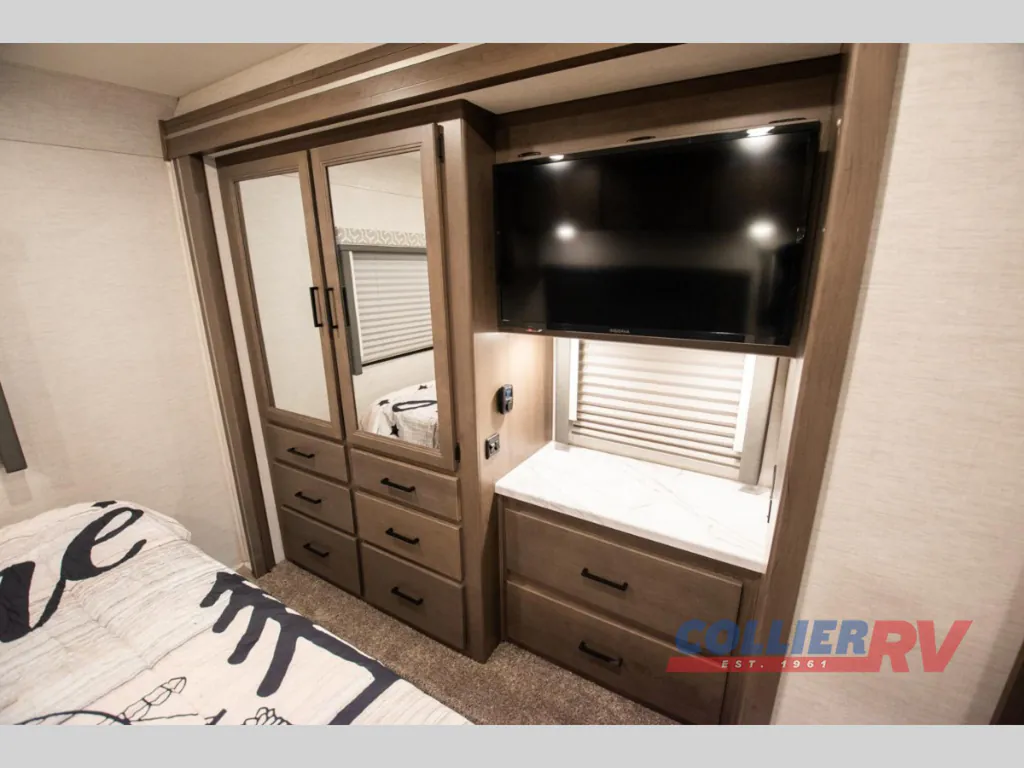 2024 Thor Motor Coach Freedom Traveler A32, Photos photo 32