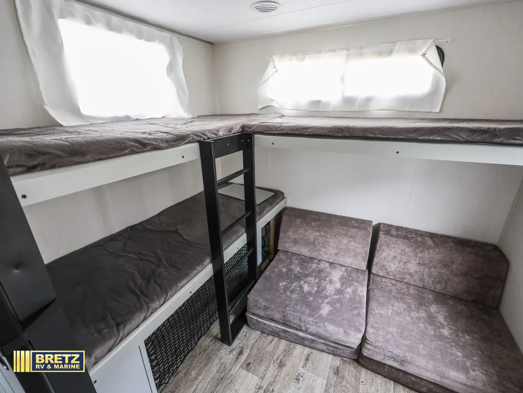 2021 Forest River Vibe 28BH, Photos photo 22