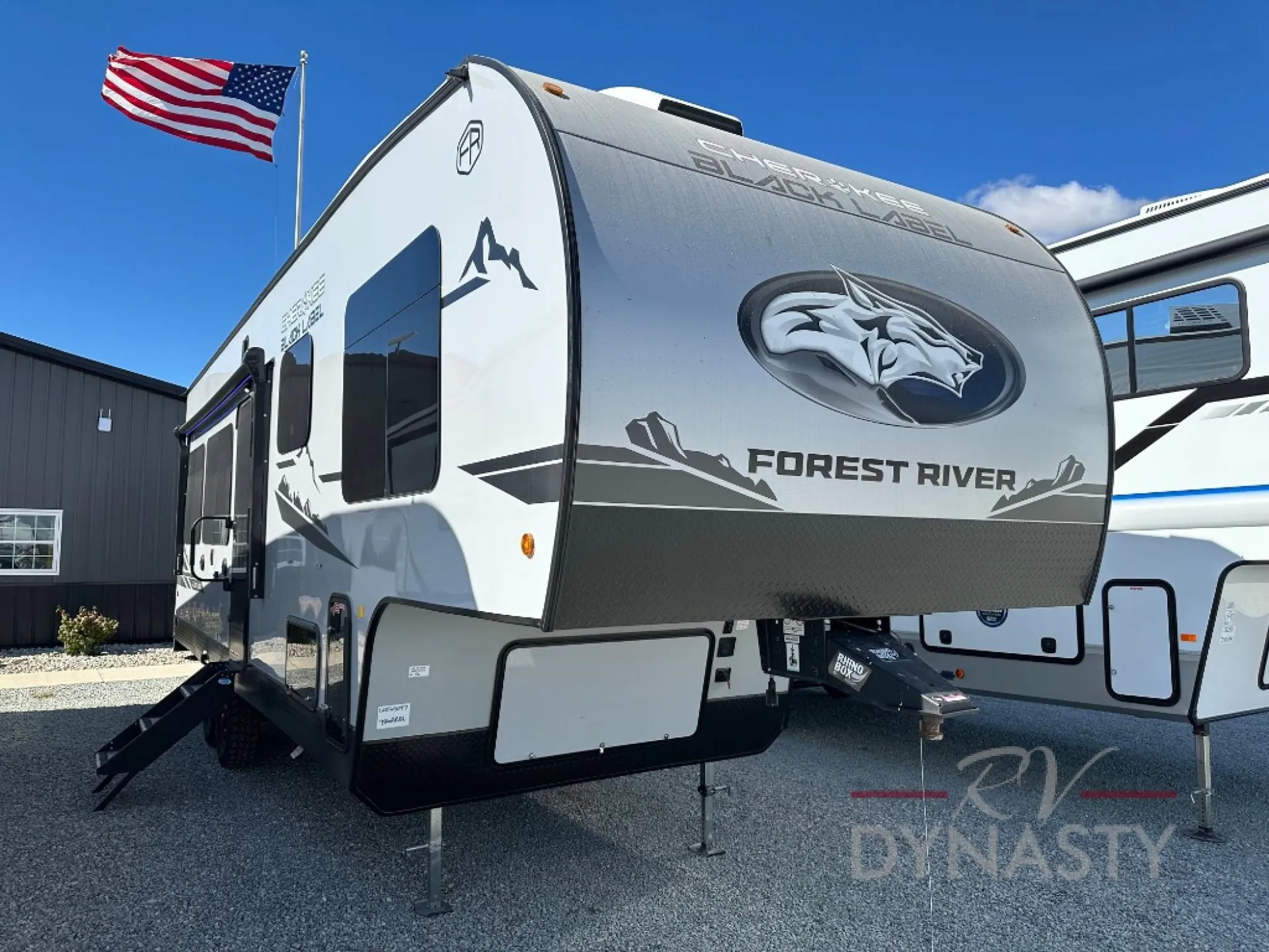 2026 Forest River Cherokee Black Label 256RRBL - Photo 2