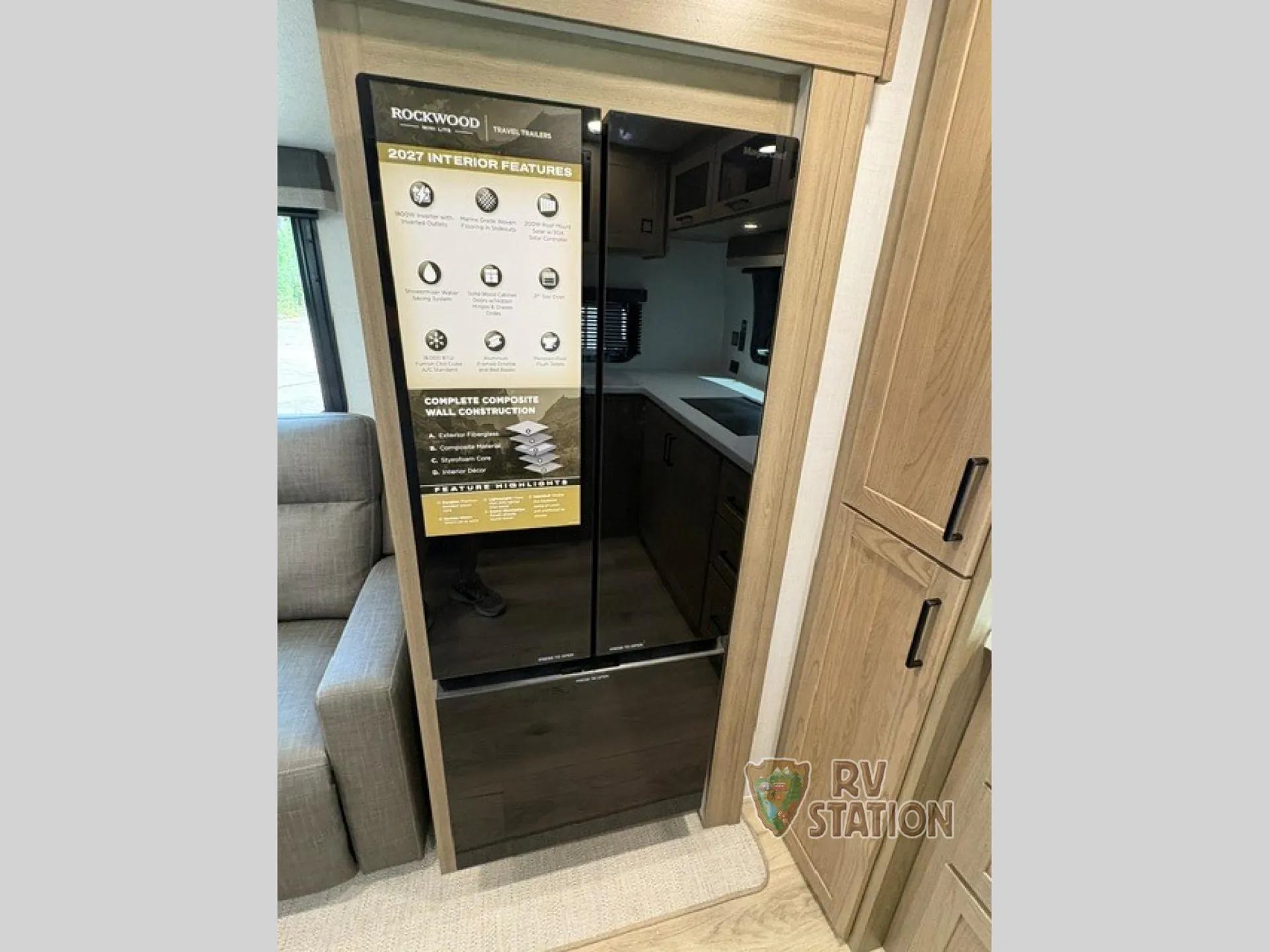 2027 Forest River Rockwood Mini Lite 2523MBR — Photo 7