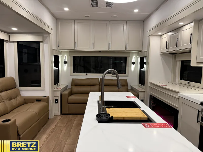 2026 Grand Design Solitude 310GK - Photo 4