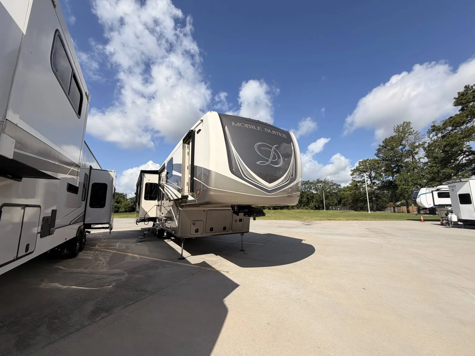 2022 Drv Llc MOBILE SUITES 44 MEMPHIS - Photo 4