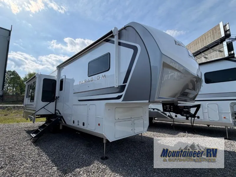 2026 Alliance RV Paradigm 310RL - Photo 4