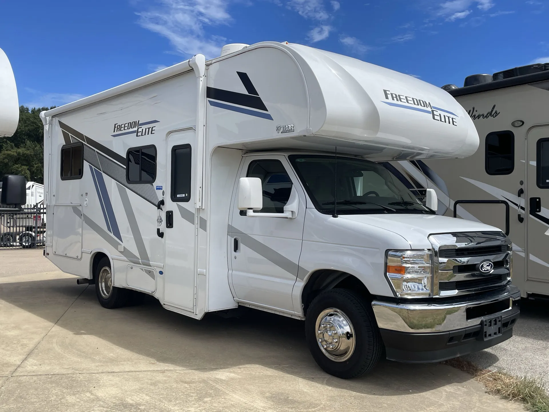 2025 Thor Motor Coach Freedom Elite 21HE - Photo 2