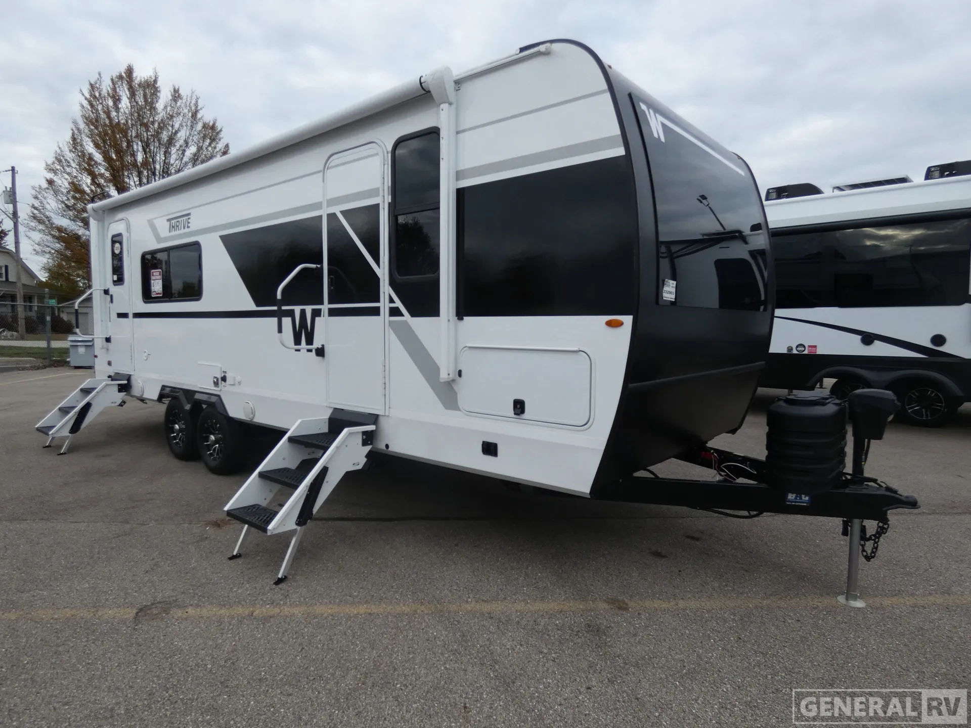 2026 Winnebago Thrive 24RKS - Photo 2