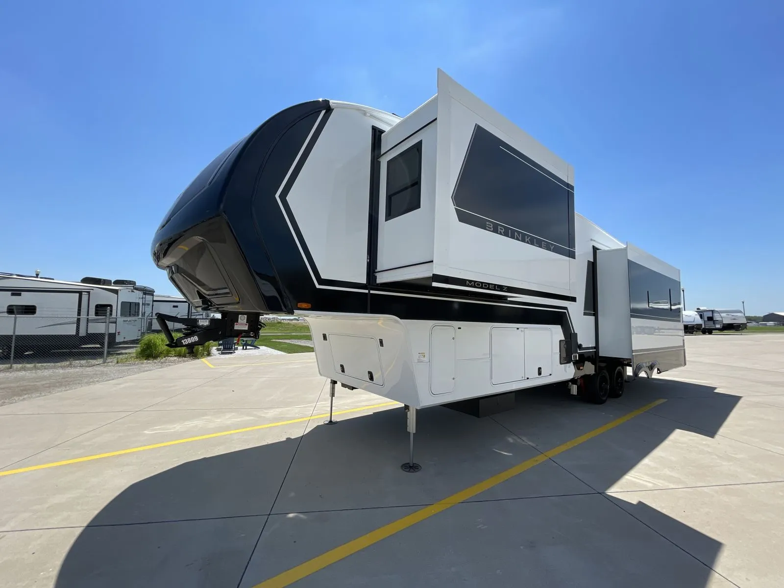 2027 Brinkley MODEL Z 3600 - Photo 4