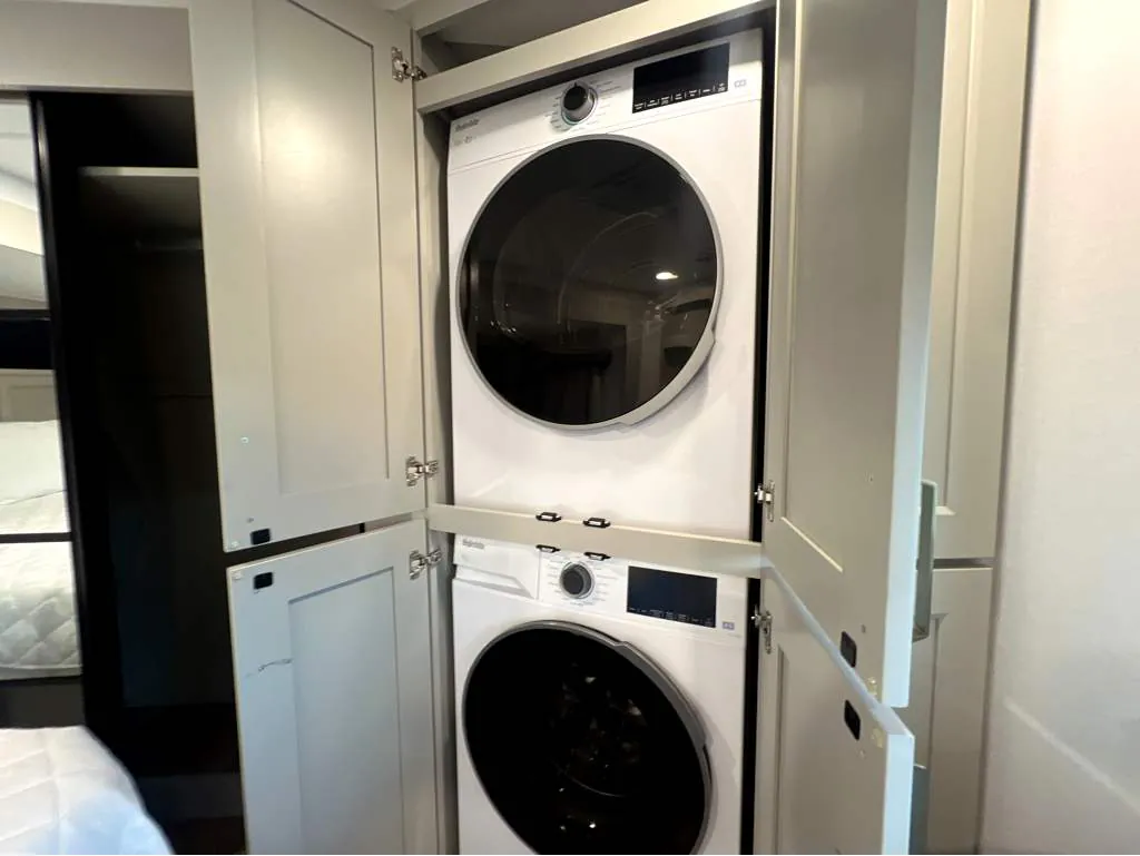 2026 Brinkley Model G 3520, Photos photo 26