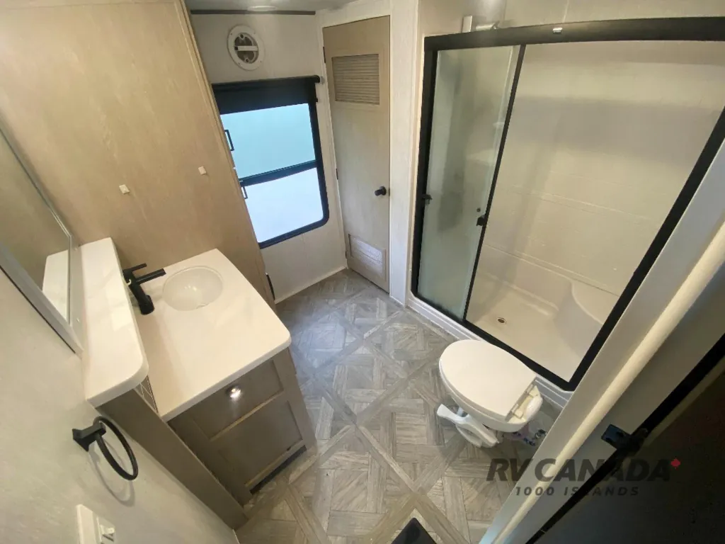 2023 Forest River Wildwood Grand Lodge 42VIEW, Photos photo 5