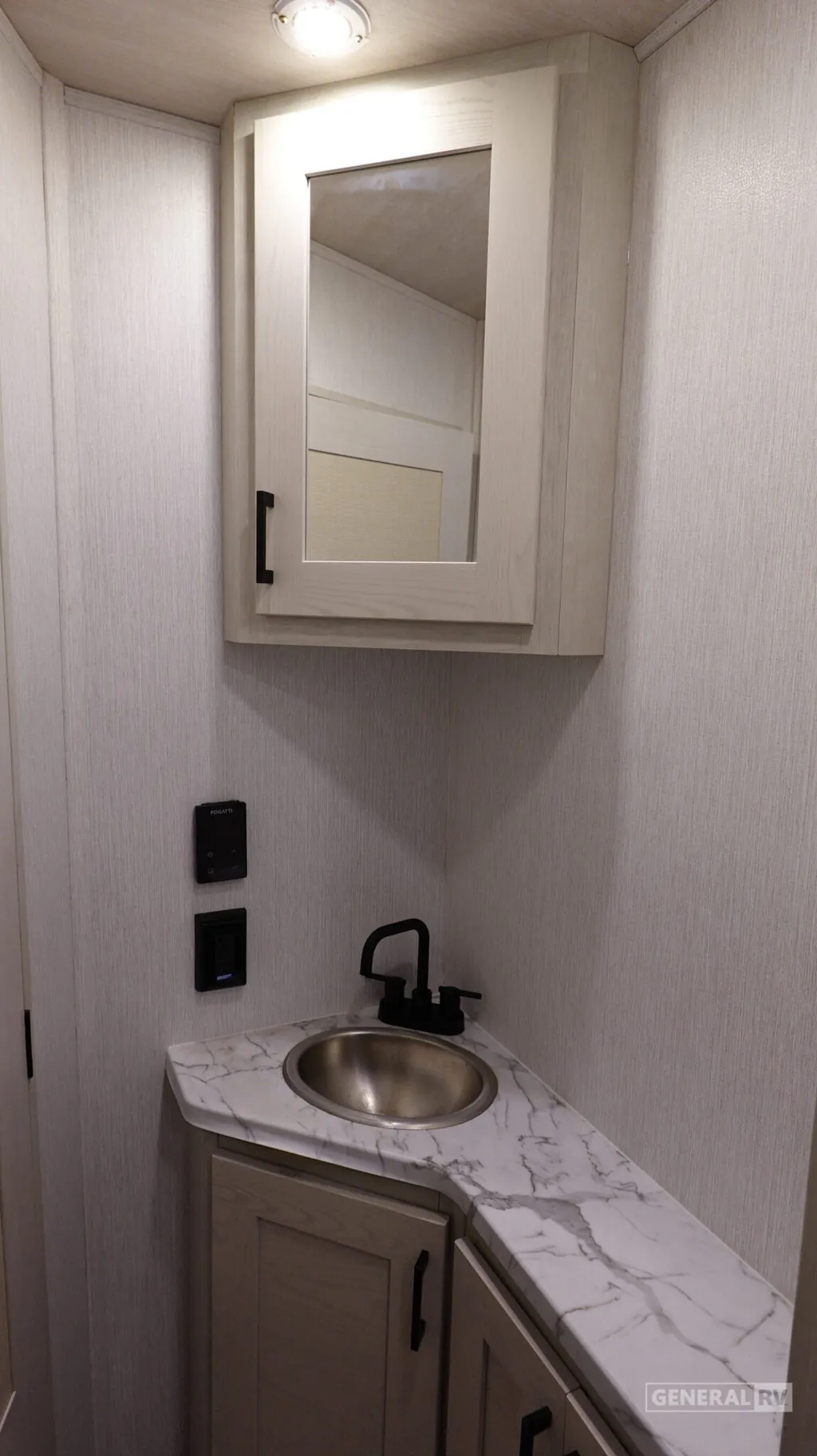 2027 Nexus Maximus 34MX, Photos photo 21