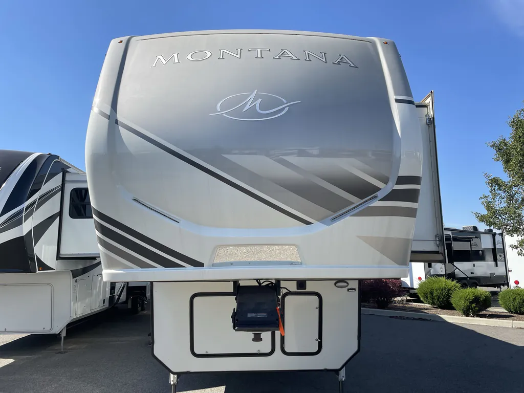 2022 Keystone Montana 3813MS, Photos photo 4