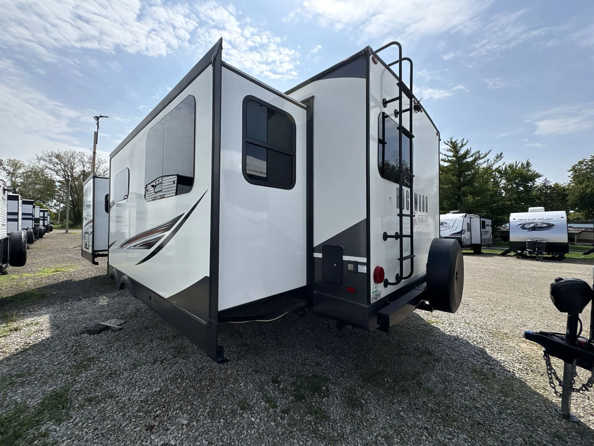 2022 Forest River Rockwood Ultra Lite 2720IK - Photo 3