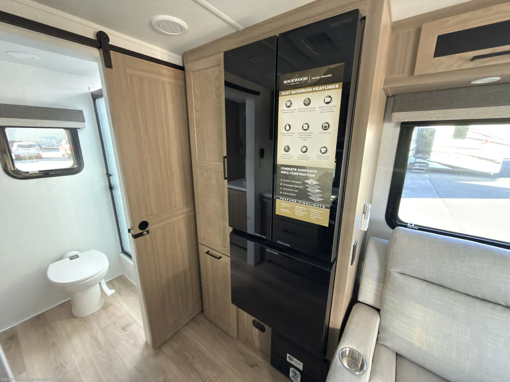 2027 Forest River Rockwood Mini Lite 2524FBT, Photos photo 21