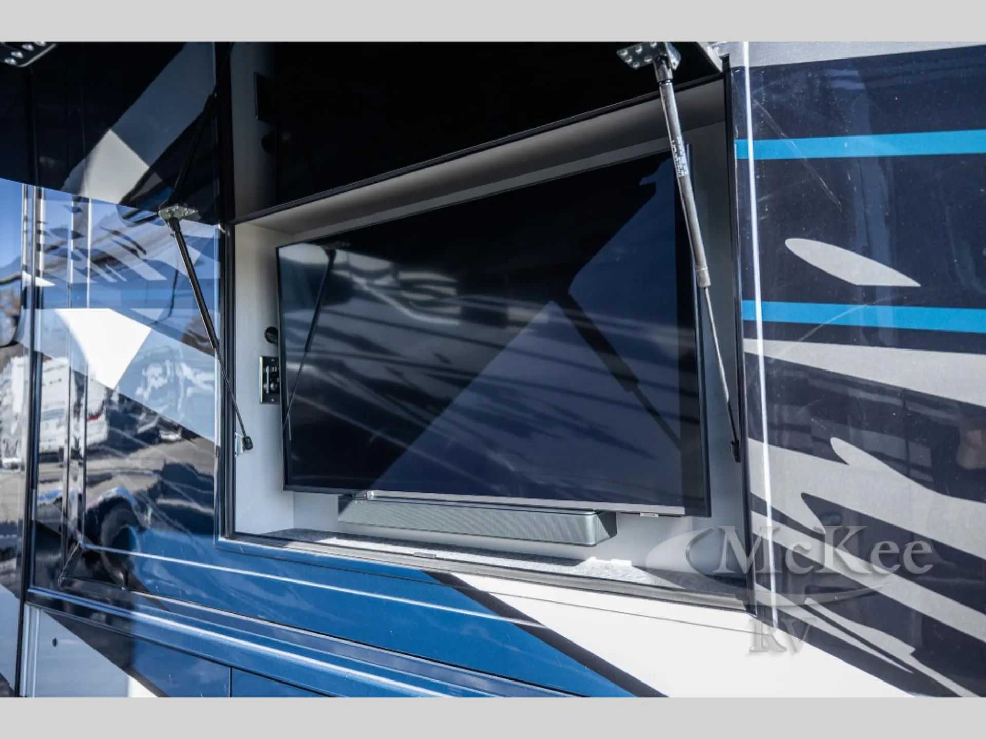 2026 Newmar Summit Aire 4505 - Photo 4