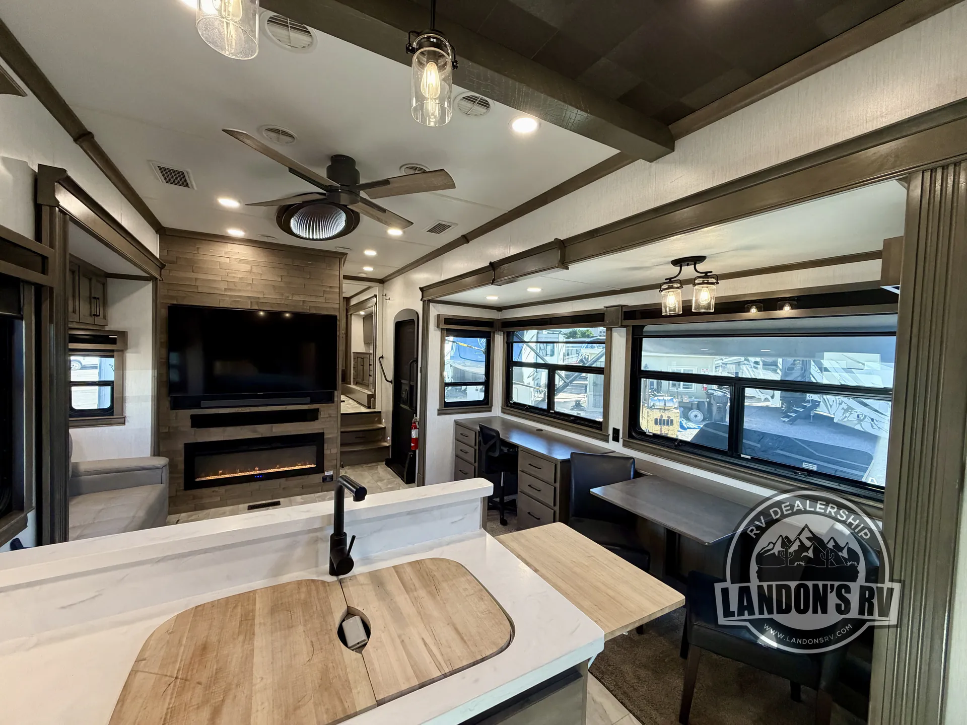 2023 Forest River RiverStone 39RKFB — Photo 5